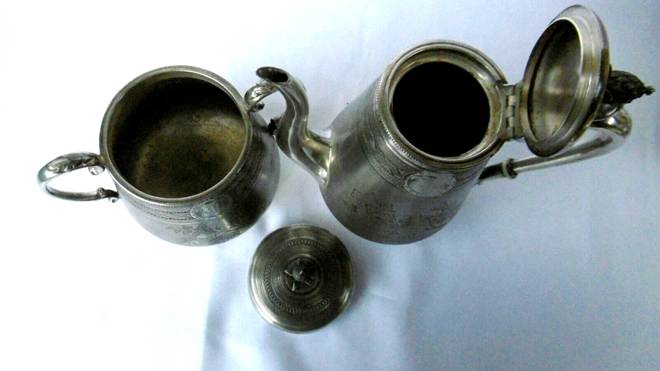 Teiera E Bricco Zucchero IN Metallo Argento (Inglese?) - Immagine 2 di 4