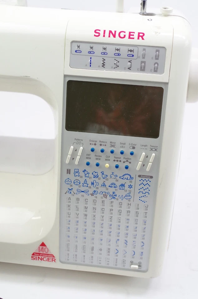 Singer Quantum CXL Sewing Machine No Pedal With Power Cord Powers On AS IS - Image 2 of 4