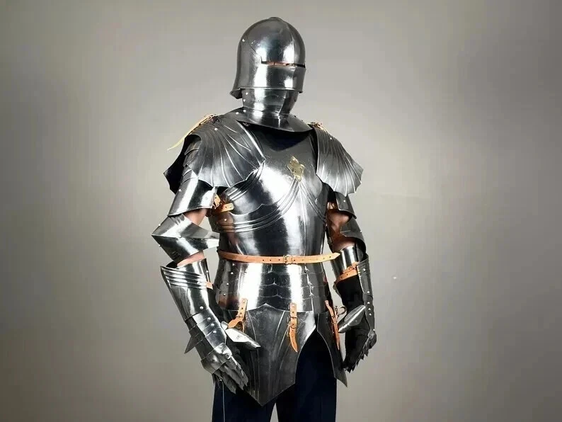 Traje de armadura gótica alemana | Traje de armadura de caballero medieval | Traje de armadura de medio cuerpo Foto 4 de 4
