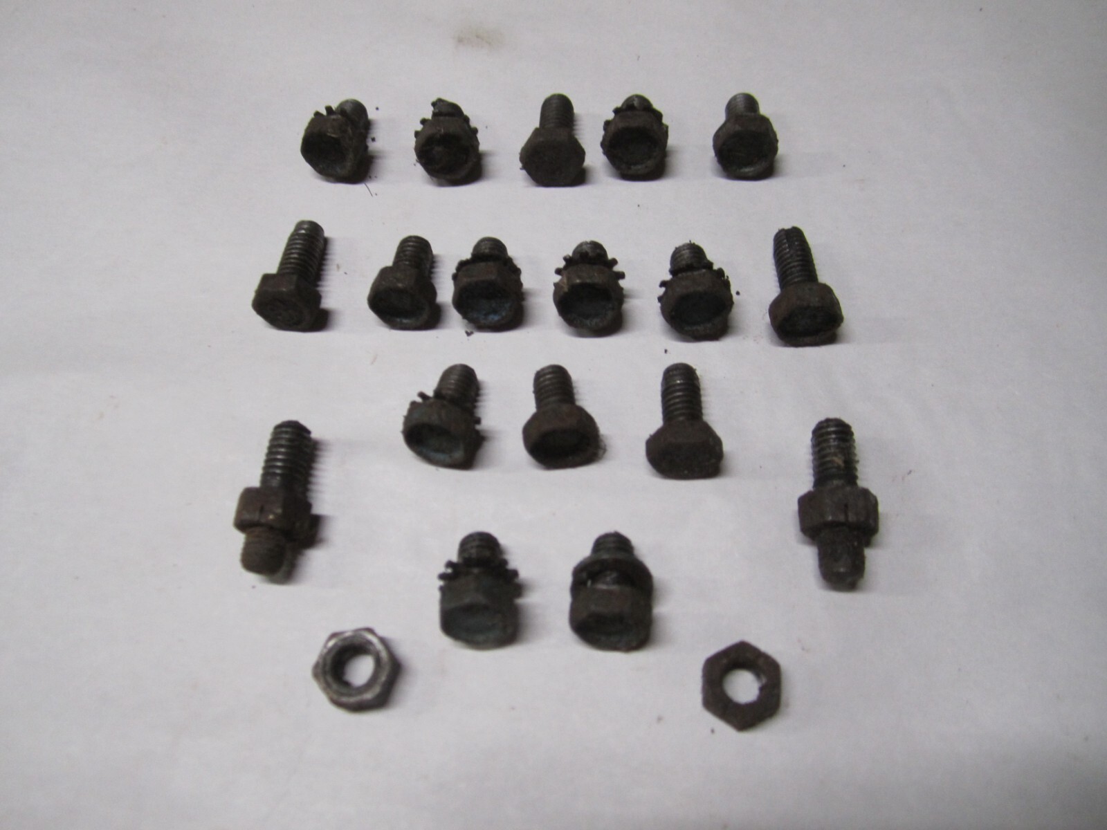 57 58 Cadillac deVille Fleetwood Eldorado 365 V8 Oil pan bolts