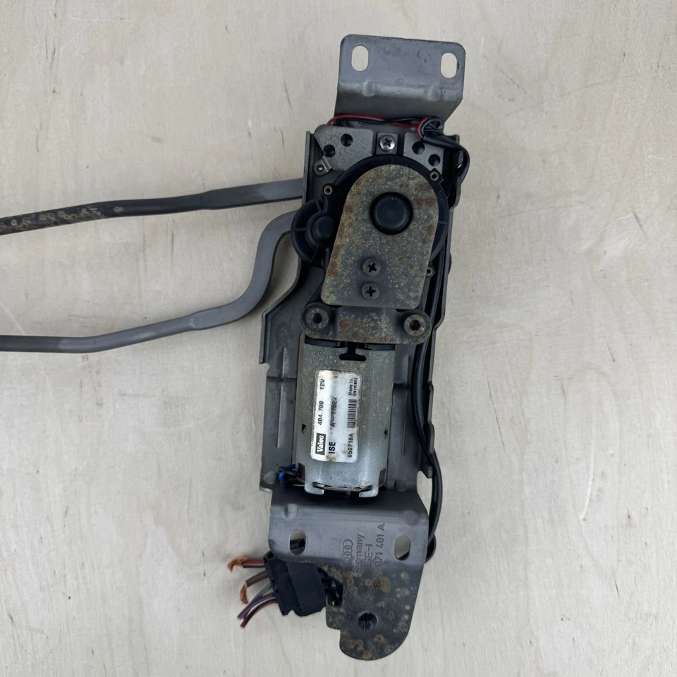 03-09 Audi A4 S4 RS4 travas de teto superiores conversíveis frontais conjunto de motor de acionamento fabricante de equipamento original - Imagem 2 de 4