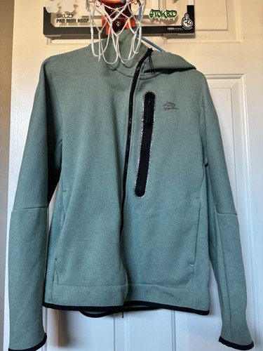 Nike Tech Fleece