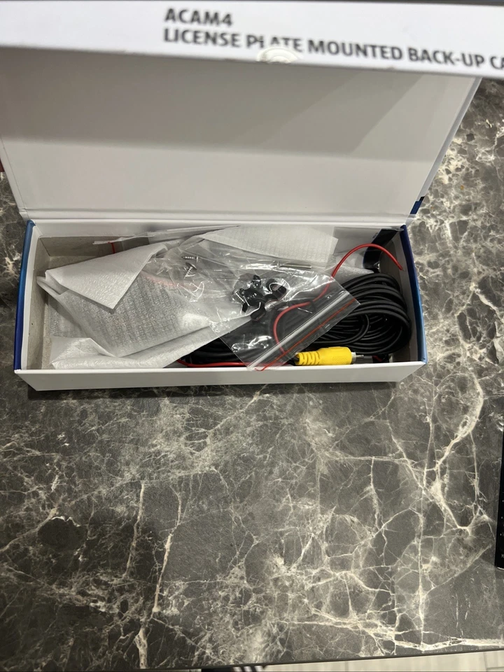 Nueva cámara de visión trasera de respaldo Voxx ACAM4 con matrícula o montaje plano Foto 2 de 2