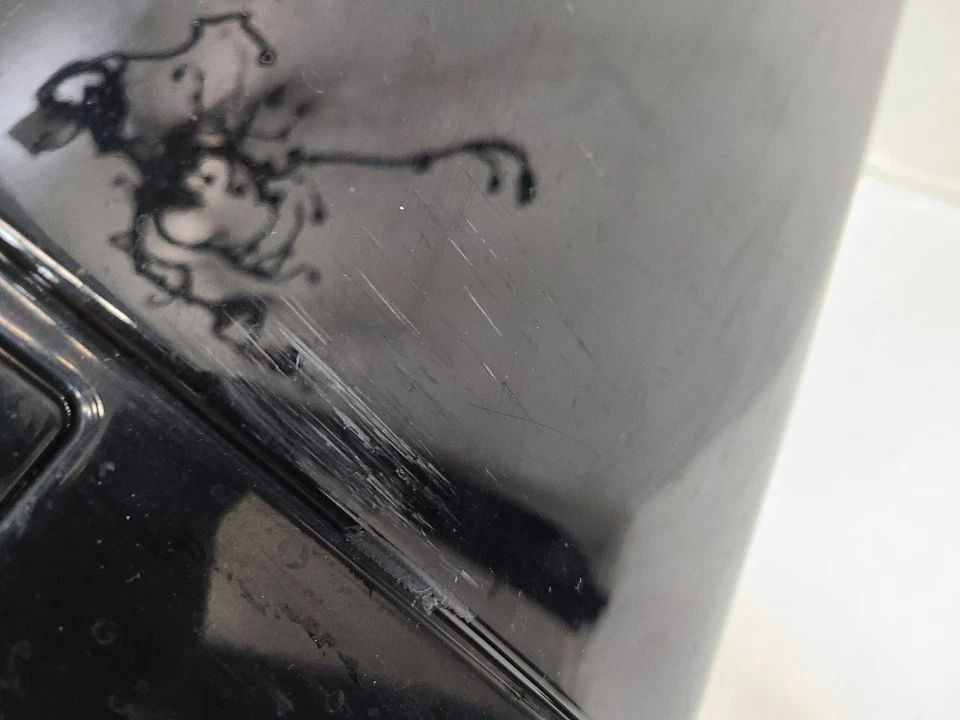 07-14 CADILLAC ESCALADE Rear Bumper Without Dual Tailpipe Black 25938524 Foto 4 de 4