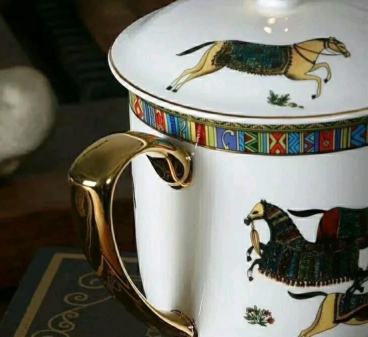 Hermès Cheval d’Orient Porcelain Mug with Lid – Luxury Horse Motif With Box  - Image 4 of 4
