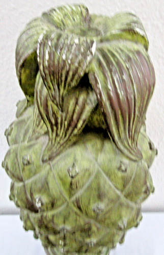 Vintage Large Green Pineapple on Column Sculpture - Picture 7 of 10