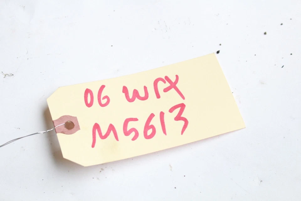 Gancho de remolque de emergencia Subaru Impreza WRX 2006-2007 M5613 Foto 2 de 4