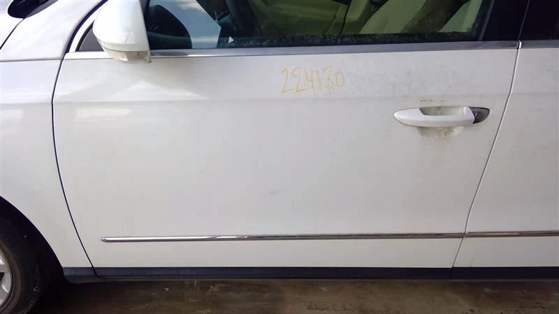 (LOCAL PICKUP ONLY) Trunk/Hatch/Tailgate Sedan Fits 06-10 PASSAT 1066540 - Изображение 3 из 4