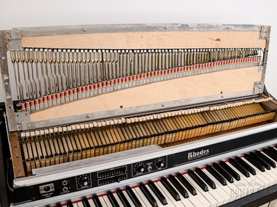 鍵盤楽器 Rhodes Mark II Suitcase 73 中古】 RHODES / Mark II SUITCASE 73【送料別途お見積り】【VINTAGE