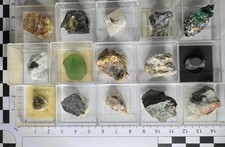 15 Micromounts | Mineralien | Box 55 | Sammlungsauflösung | siehe Bilder