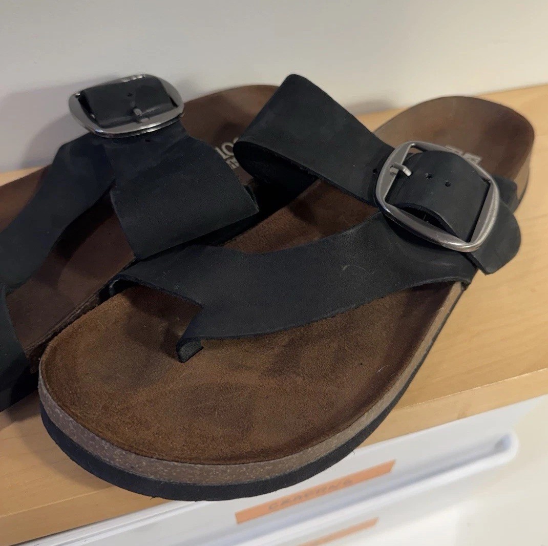 White Mountain Footbeds - Black  Suede Sandals - Women 9