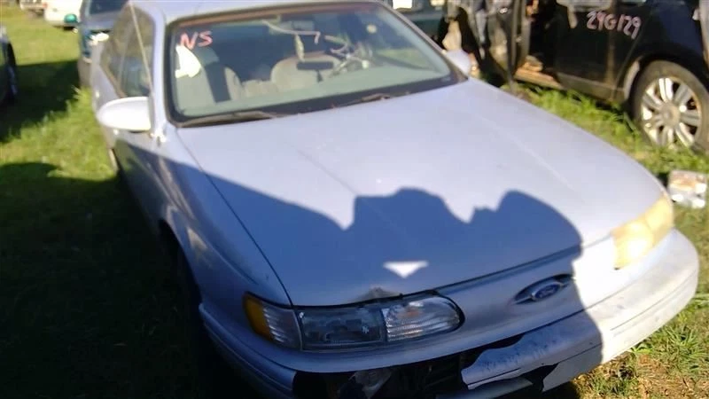 Driver Left Headlight GL Fits 92-95 Ford Taurus OEM - Image 3 of 4