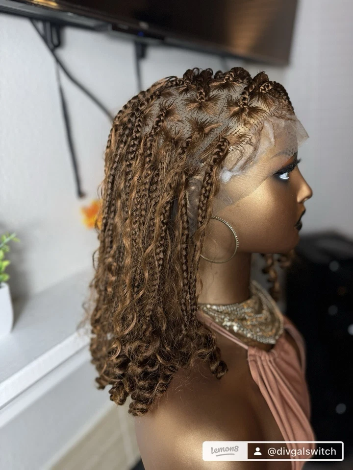 Peluca trenzada hecha a mano estilo diosa boho. Rizos en la parte inferior Foto 4 de 4