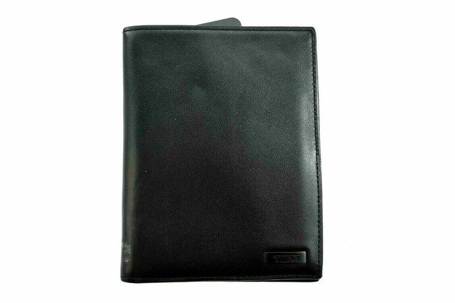 tumi id lock passport case