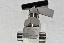 NEW Swagelok SS-6NKRSW6T-ID-W20 Manual SS Needle Valve 3/8'' 