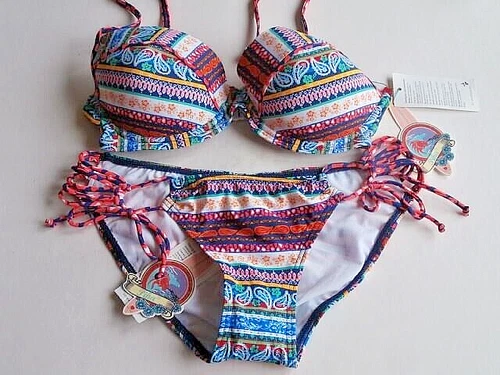 BNWT bikini 8 32C/D - multicolour PIHA Silk Road Plunge top trimmed loop bottoms
