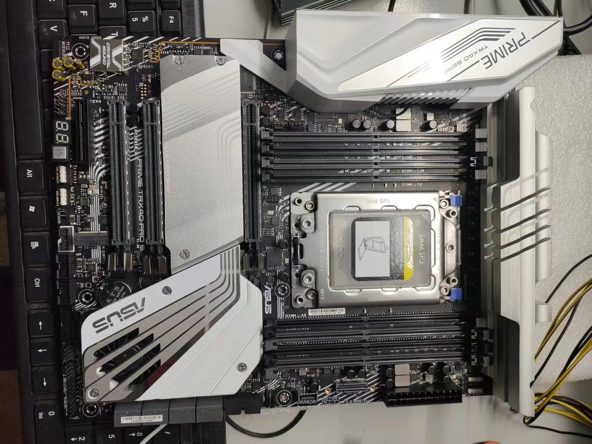 ASUS Prime trx40 Pro s + AMD Ryzen Threadripper 3960x 24 cores 48