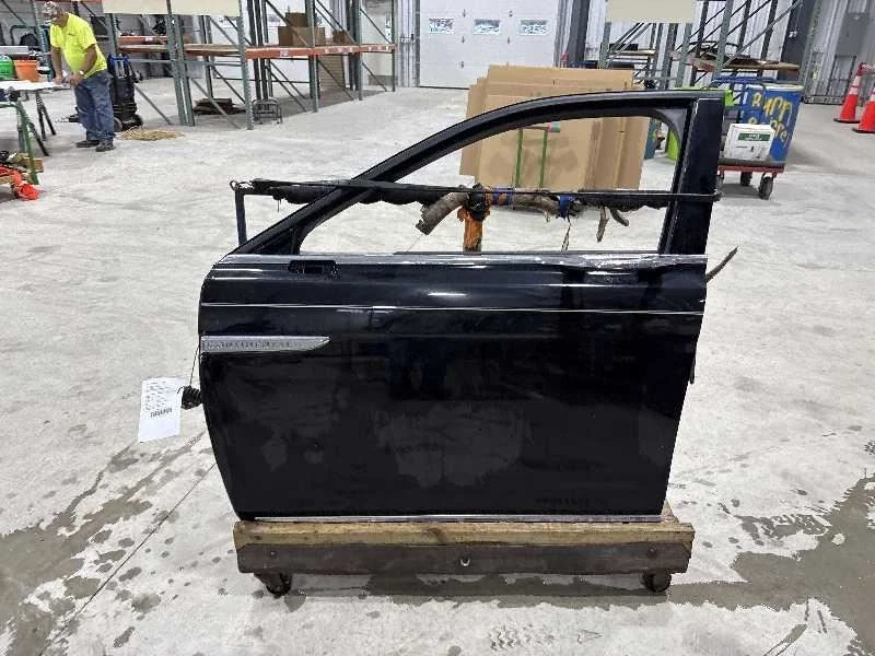 (ТОЛЬКО МЕСТНЫЙ ПИКАП) Передняя дверь водителя подходит для 17-20 LLINCOLNCONTINENTAL 2047678 - Изображение 3 из 4