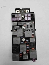 2007-2008 Chevy Malibu Engine Fuse Box Oem 2007-2008 Chevy Malibu Engine Fuse Box Oem