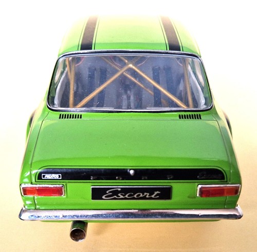 Modellino auto IXO DIECAST 1/18 FORD ESCORT MKI RS 1600 = pimtato, modificato!! - Foto 9 di 11