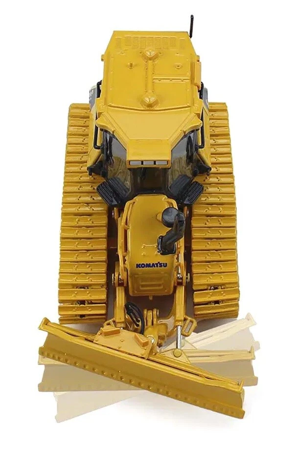 2022 FIRST GEAR 1:50 *KOMATSU* Model D51PXi-24 Crawler Dozer *HIGH DETAILED* NIB - Image 3 of 4