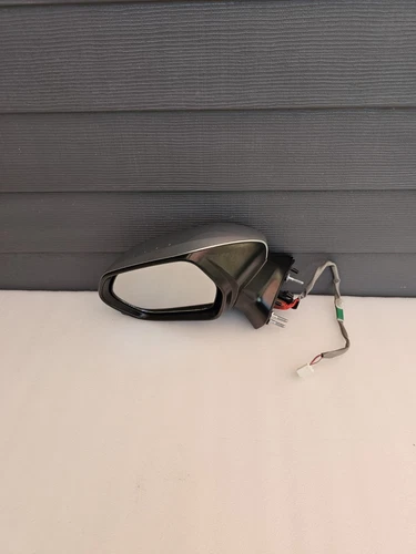 2016-2023 TOYOTA  CAMRY  DRIVER LEFT SIDE  DOOR MIRROR OEM