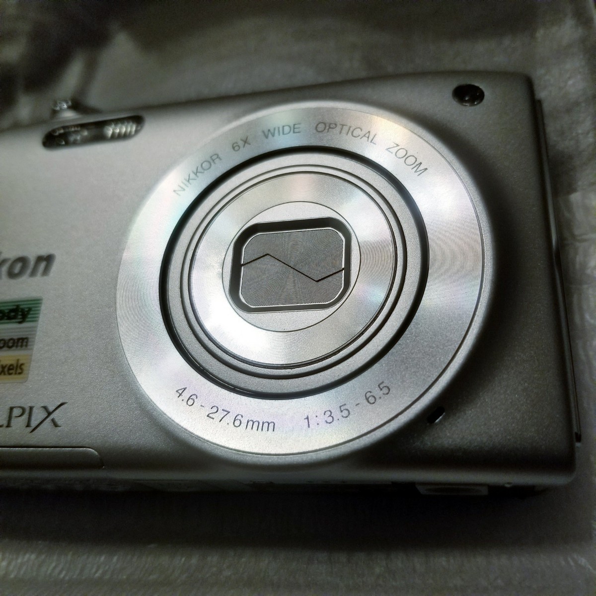 ニコン　COOLPIX 3200 シルバー　単三電池タイプ Amazon.com : Nikon Coolpix 3200 3.2MP Digital Camera with 3x
