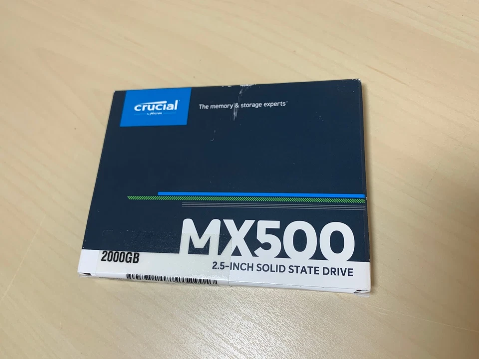 Crucial MX500 2TB Internal SATA 6GB 2.5'' (CT2000MX500SSD1) SSD - Sealed - Image 3 of 4