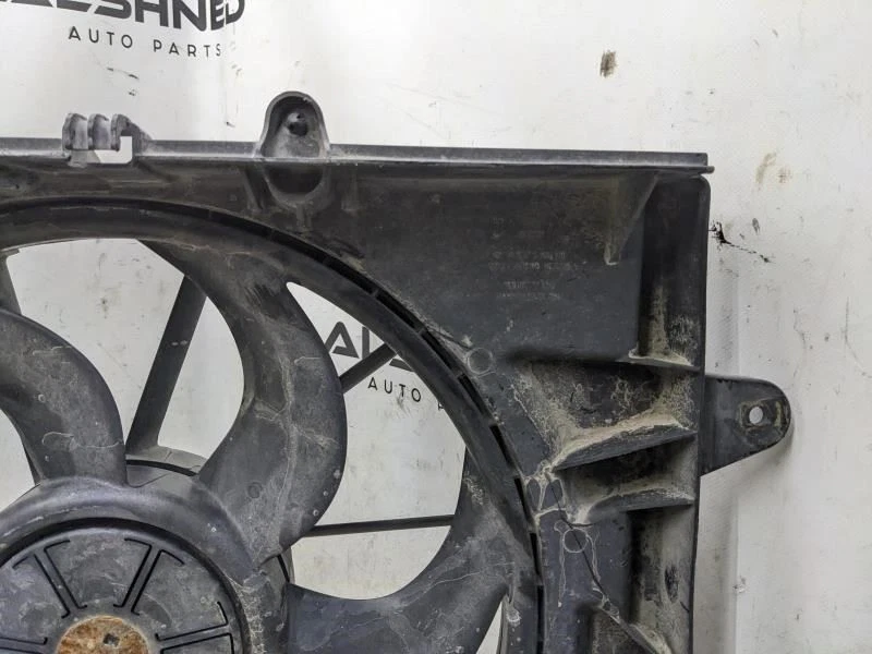 2010-17 Chevrolet Equinox GMC Terrain 2.4L Left Radiator Cooling Fan Motor Assy - Image 3 of 4