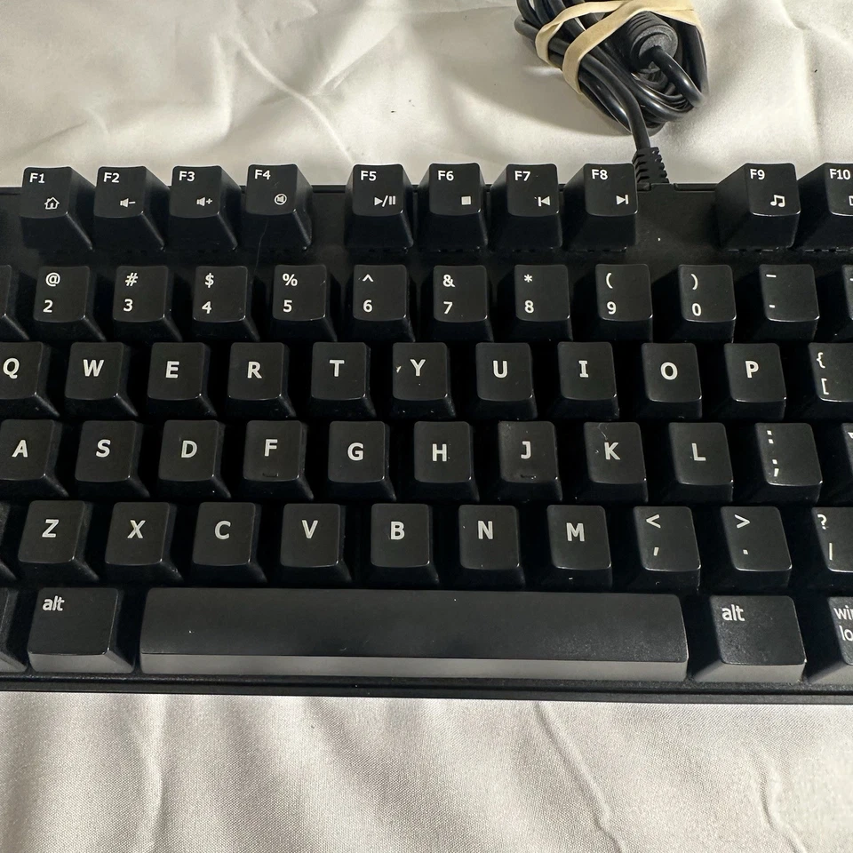 Gigabyte Force K83 Mechanical Gaming Keyboard Tested - Image 4 of 4