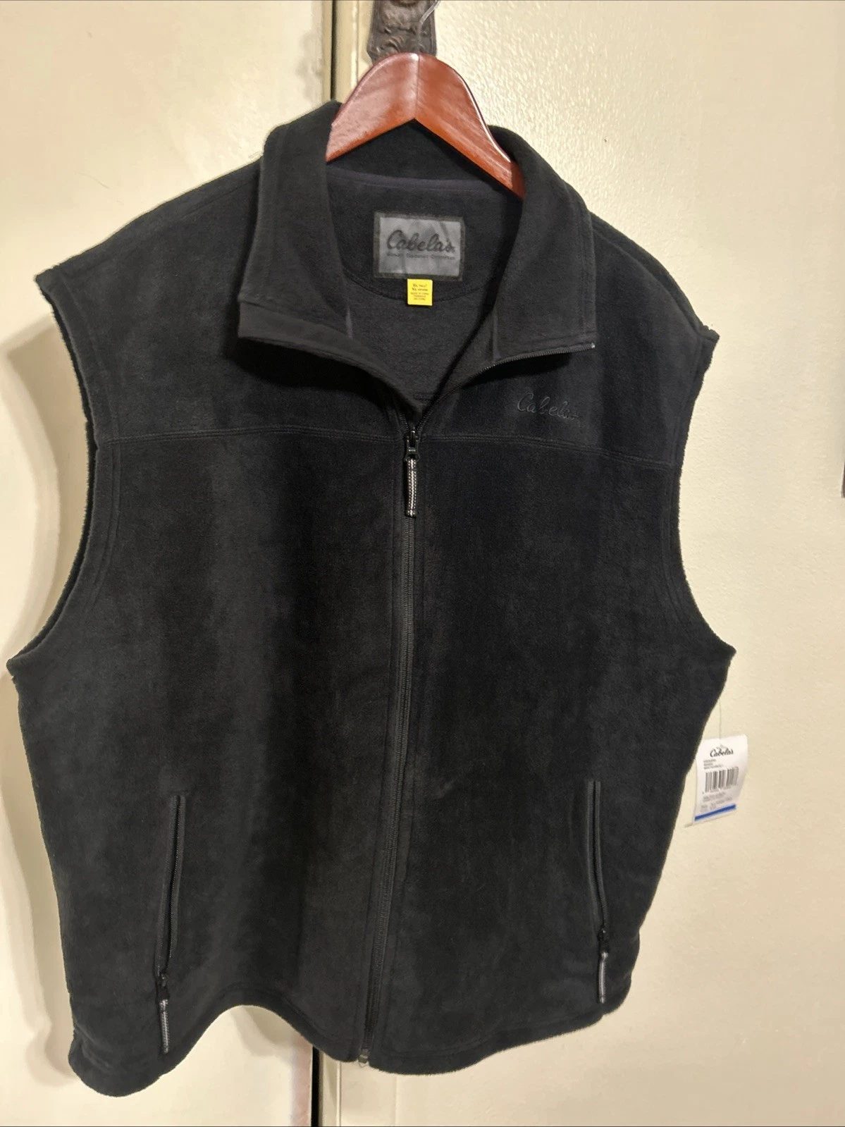 Cabelas Men's Vintage Black Full Zipper Fleece Vest Cinch Waist Pockets NWT