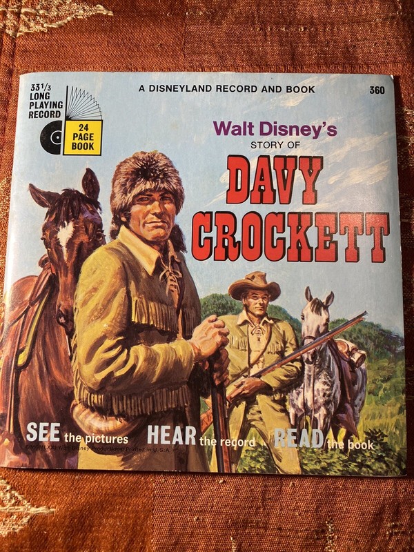Vintage 1971 WALT DISNEY DAVEY CROCKETT DISNEYLAND RECORD BOOK!!