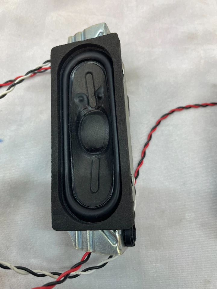 Genuine OEM Speaker Set Pair - Insignia 43" LED NS-43DR620NA18 Smart 4k TV - Image 3 of 4