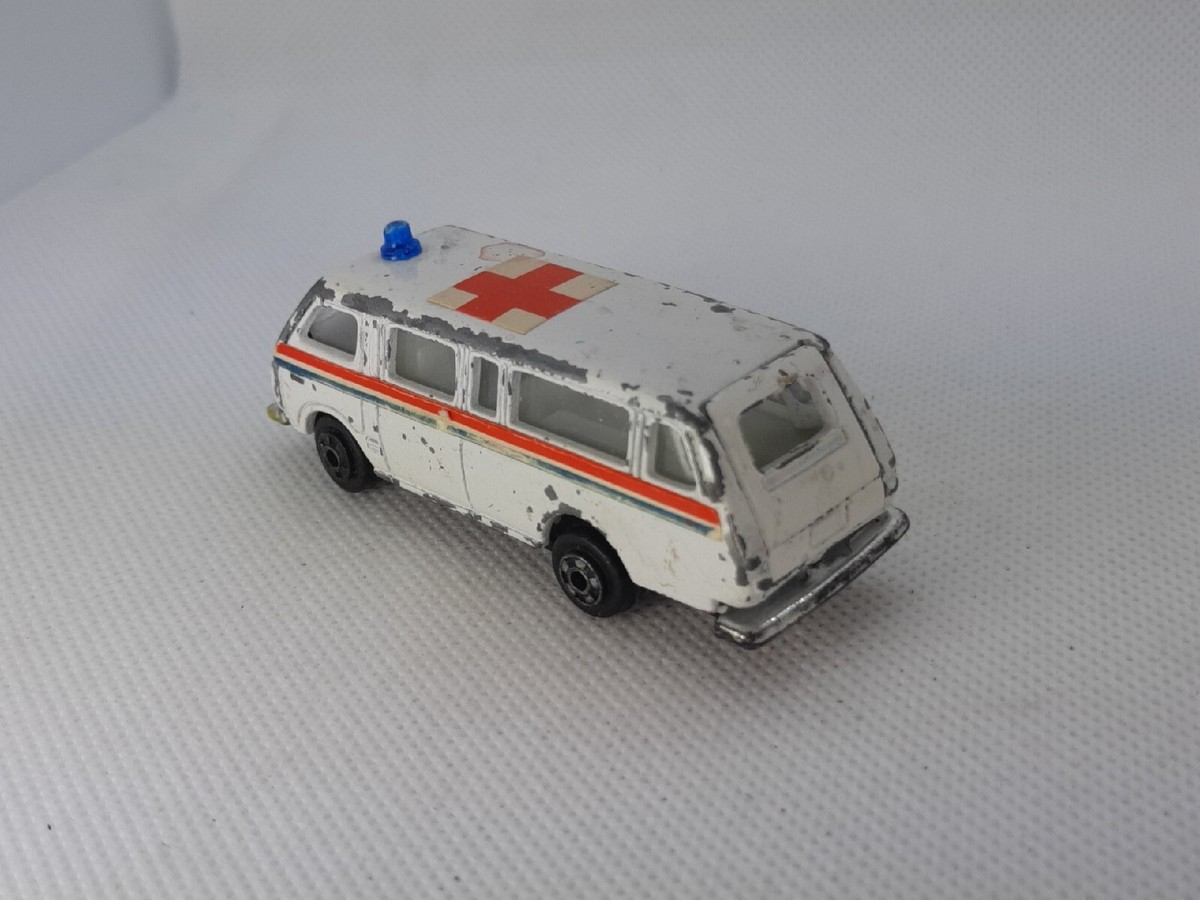 ミニカー IXO VW Bus FF SG Zeven Ortswehr Zeven IXO VW Bus FF SG Zeven Ortswehr Zeven おもちゃ