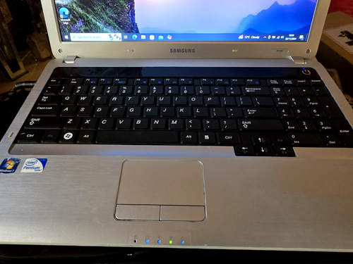 Samsung R530 4 Gb RAM 120 Gb solid state hard drive good condition £49 Clearance - Picture 23 of 24