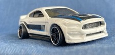Hot Wheels Ford Shelby GT350R #213/365 - 2017 H W Muscle Mania 2/10 - White