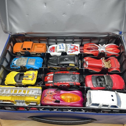Hot Wheels Speed Shop 24 Autotragetasche 2005 Mattel/Tara Autos enthalten - Bild 9 von 12