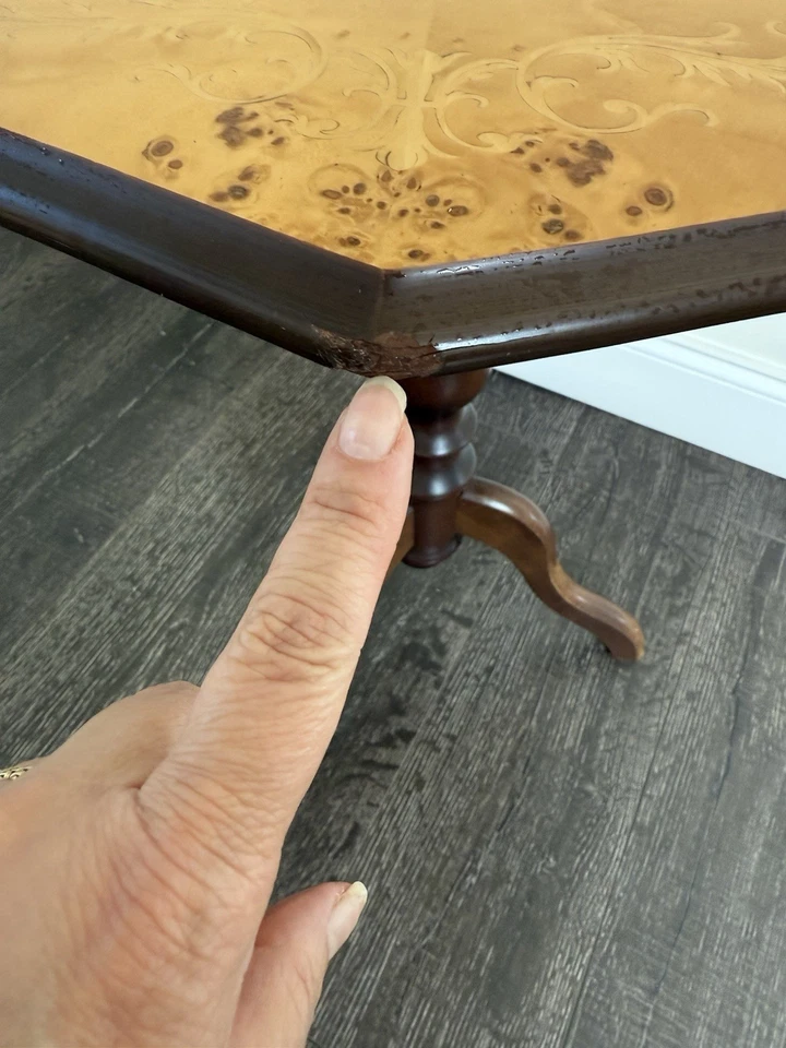 Mesa de centro tripé octogonal vintage italiana florida floral incrustada - Imagem 4 de 4