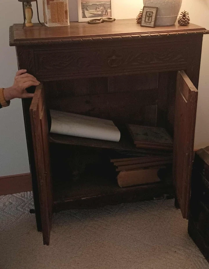 Gabinete Estilo Bretaña Francia Madera Principios Siglo XX? Paneles en bajorrelieve Foto 4 de 4