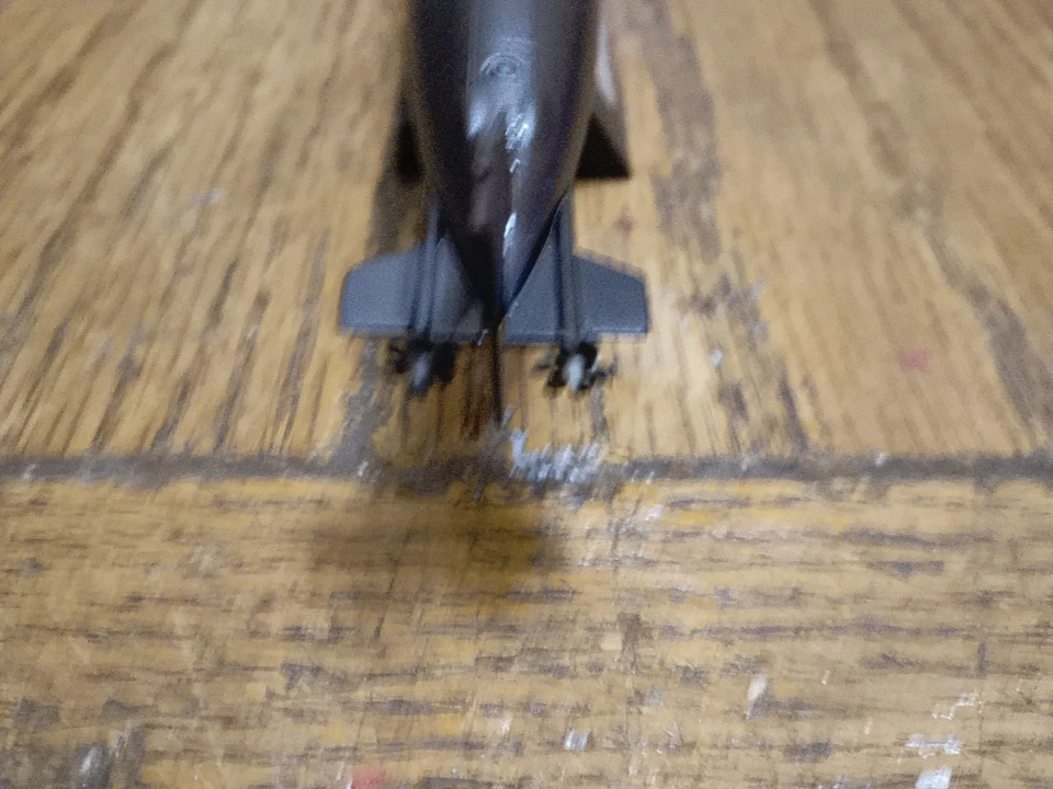 DML,1:700,H.M.S. TRAFALGAR,1 SOVIET OSCAR SSGN,3 SEA KINGS,1 NIMROD,... - Image 3 of 4