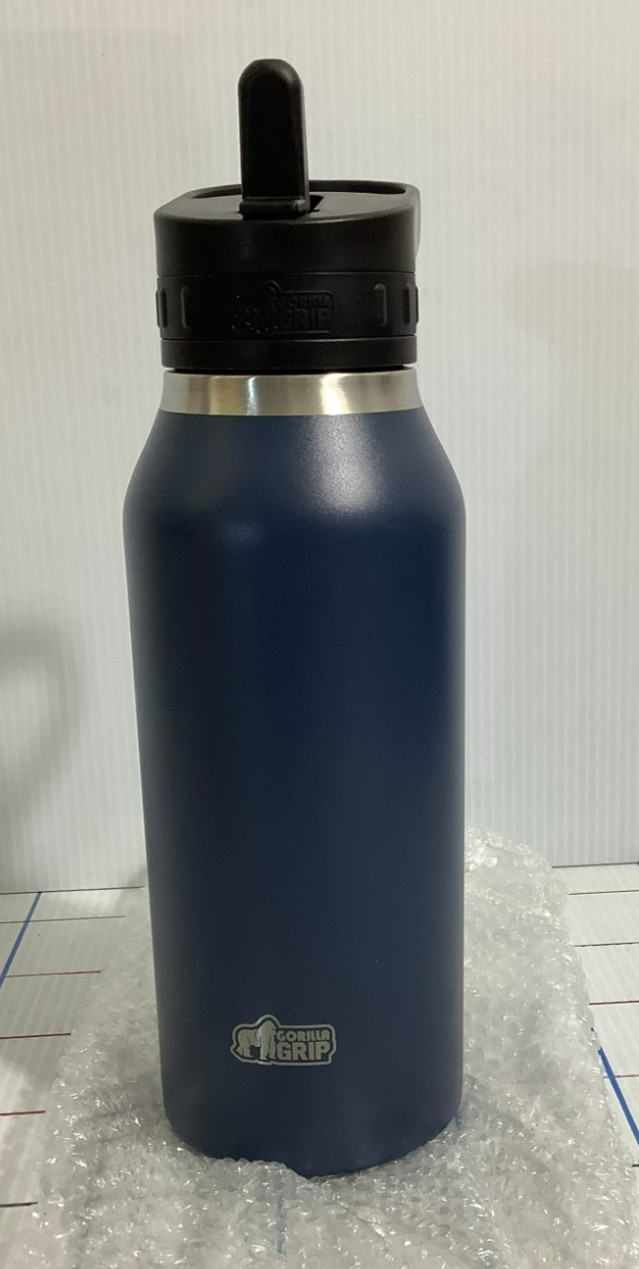 32oz Navy With Straw Lid