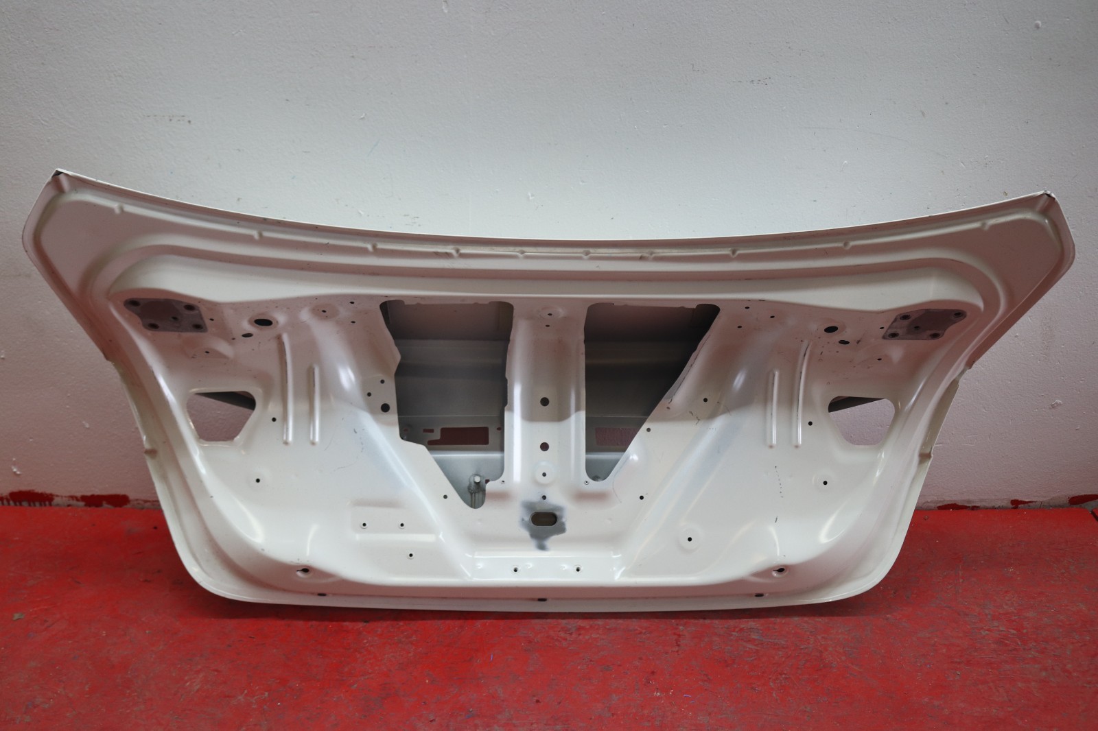 2014 2020 MASERATI GHIBLI REAR TRUNK LID SHELL OEM