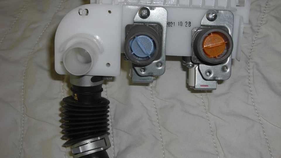 New OEM LG Parts Washer Hot Cold ValveAssy LG WD-Series SideKick Pedestal Washer - Image 3 of 4