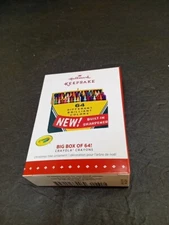 ❤️ Hallmark Keepsake Ornament 2015 Big Box Of 64 Crayola Crayons 
