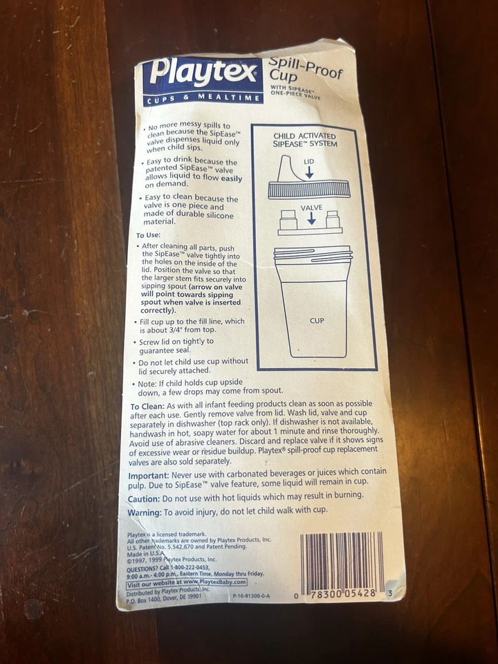 Vintage Playtex 2 Pack 6 Mo+ Plastic Spill Proof Training Sippy Cups Animal 6oz - Image 2 of 2