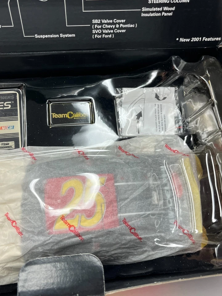 EQUIPO CALIBRE 1/24 Jerry NADEAU #25 DELPHI DIE-CAST NASCAR SERIE PROPIETARIO Foto 4 de 4