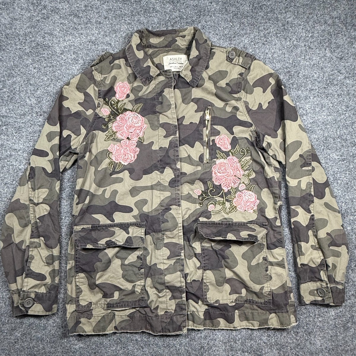 Ashley by 26 International Downtown Collection Camo Embroidery Floral  Jacket L