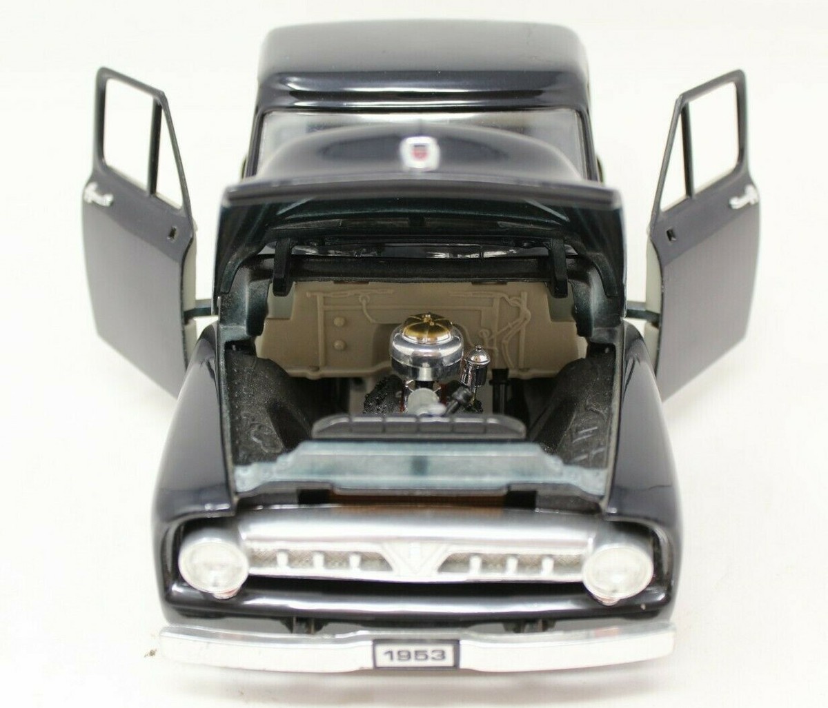 ミニカー Ford 1953 F-100 PICK UP 1:18 ROAD TOUGH Black 1953 FORD F100 PICKUP TRUCK 1:18 #92148