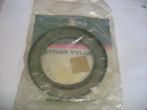 AGCO SEAL 82.5 X 120 X 12 NITR P/N 3619345M1 MASSEY FERGUSON - Picture 1 of 3