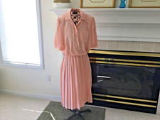Vintage Lisa 11 Women's Size 12-Pleated Dress-Peach/White